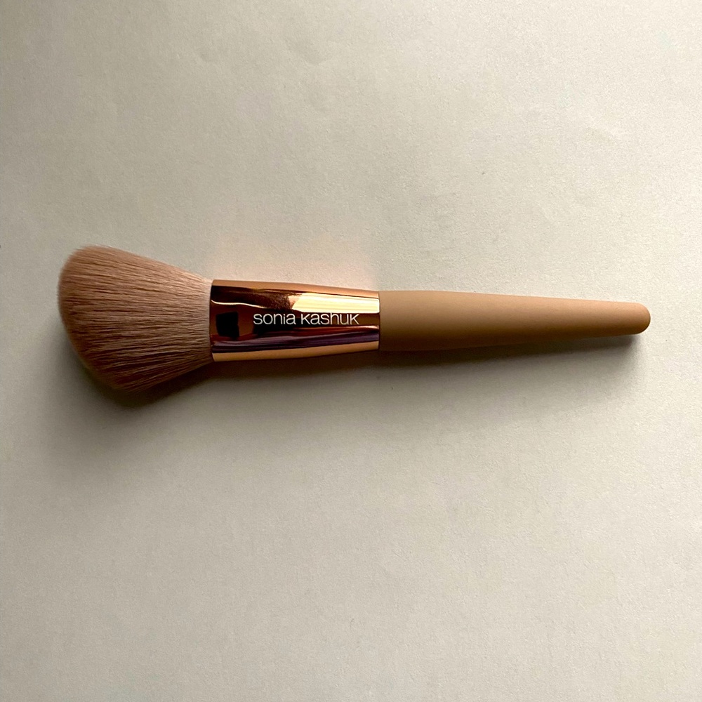 SONIA KASHUK BLUSH BRUSH